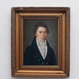 Portrait ancien homme dans cadre or