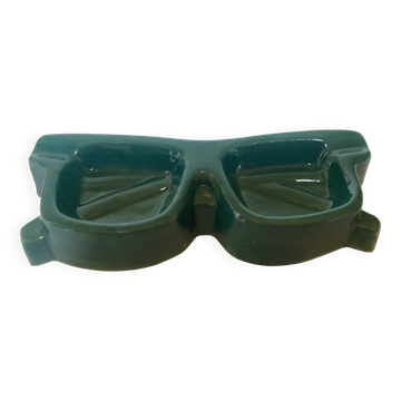 Eyeglass-shaped ring holder/trinket tray