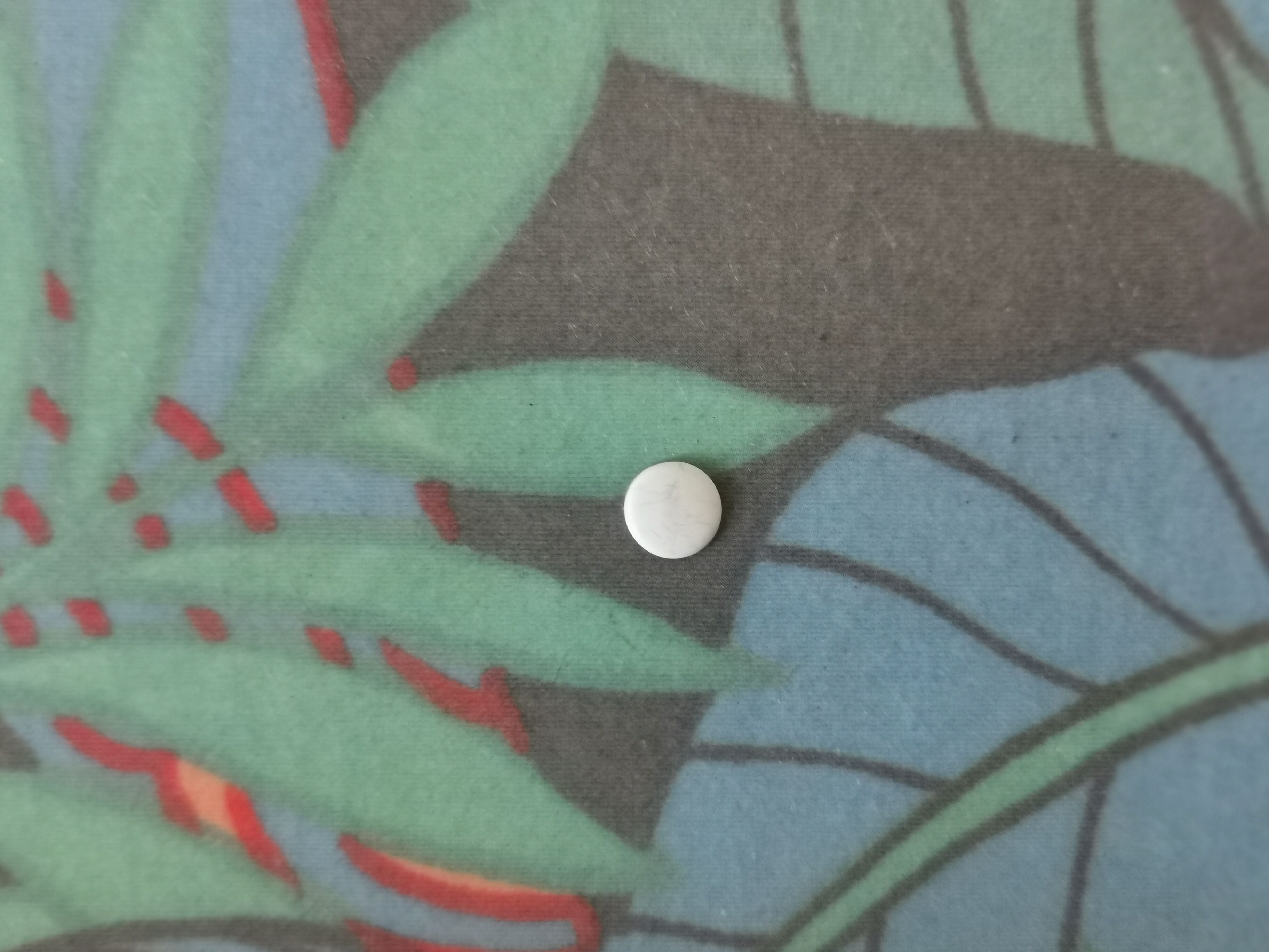 Folding tray parrots and flowers fiber and rattan