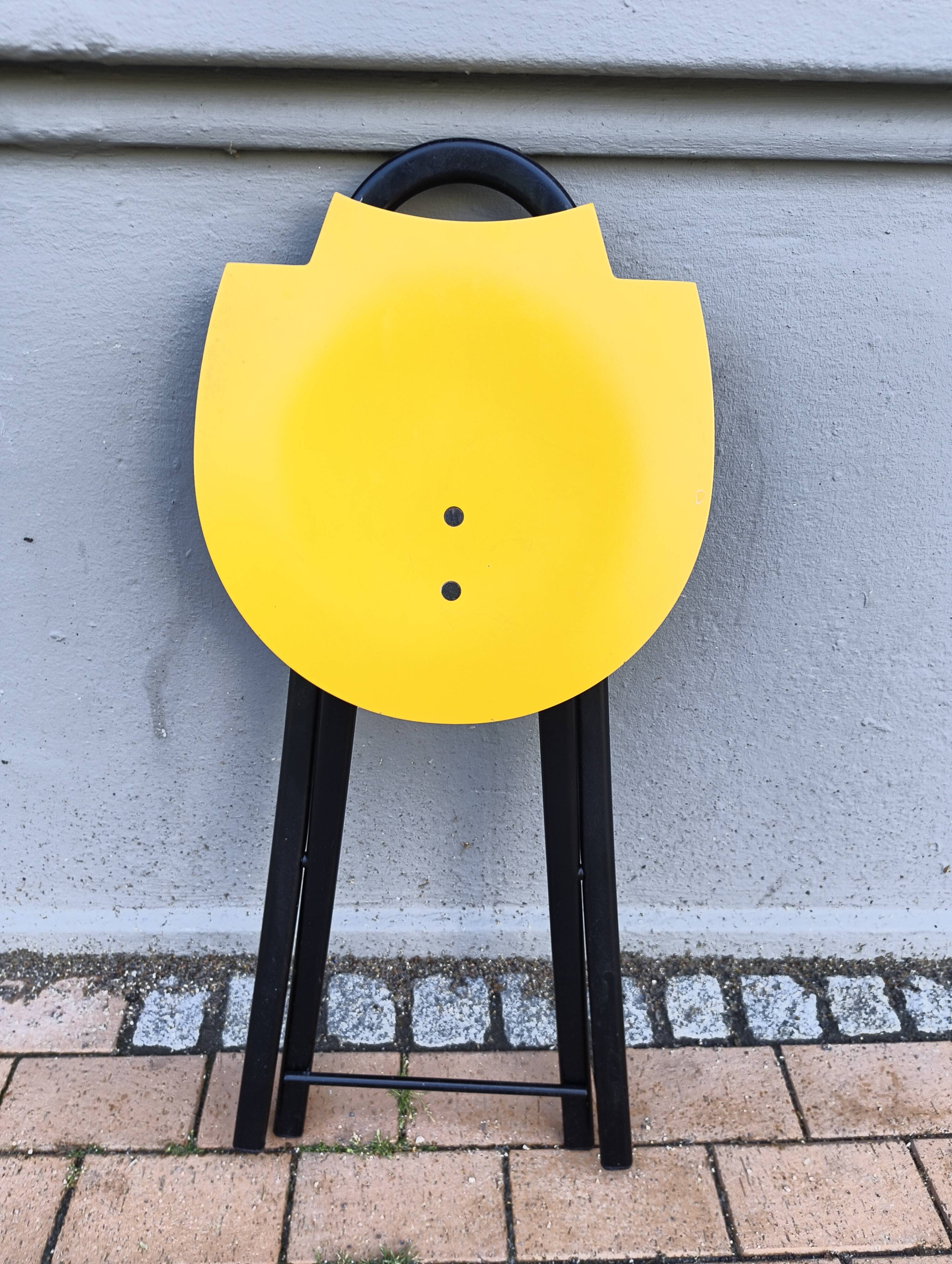 yellow folding chair