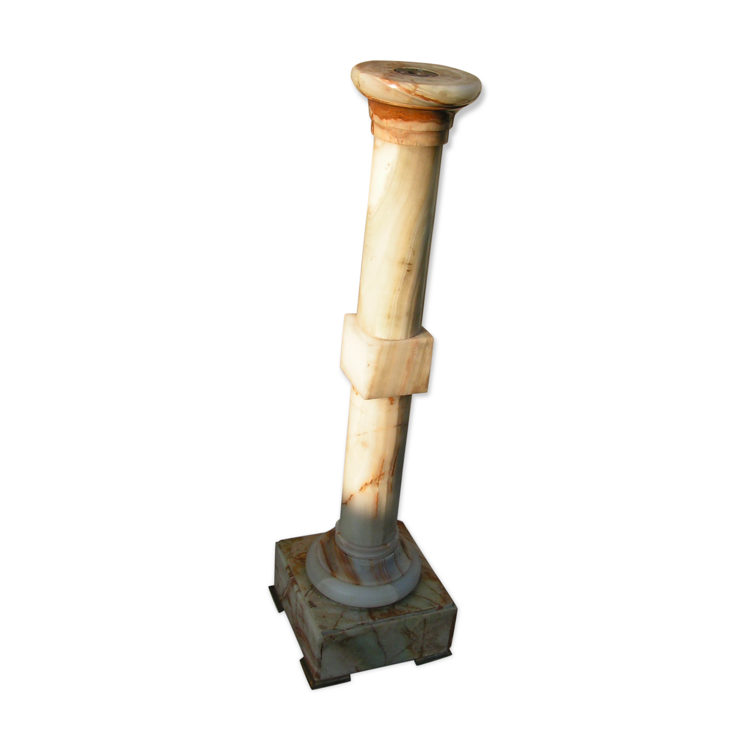 Column in onyx