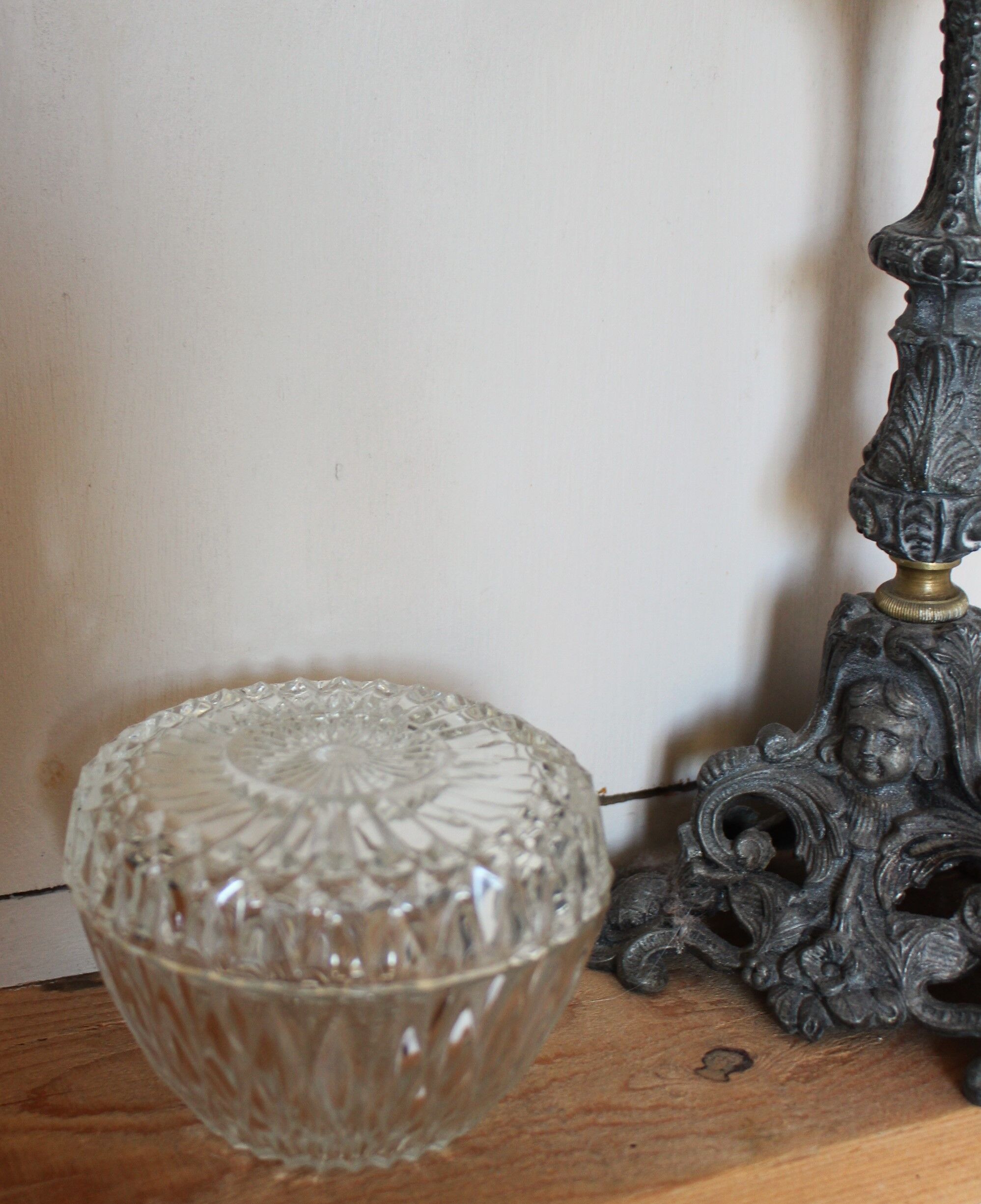 Round sweetener lid carved glass Duralex