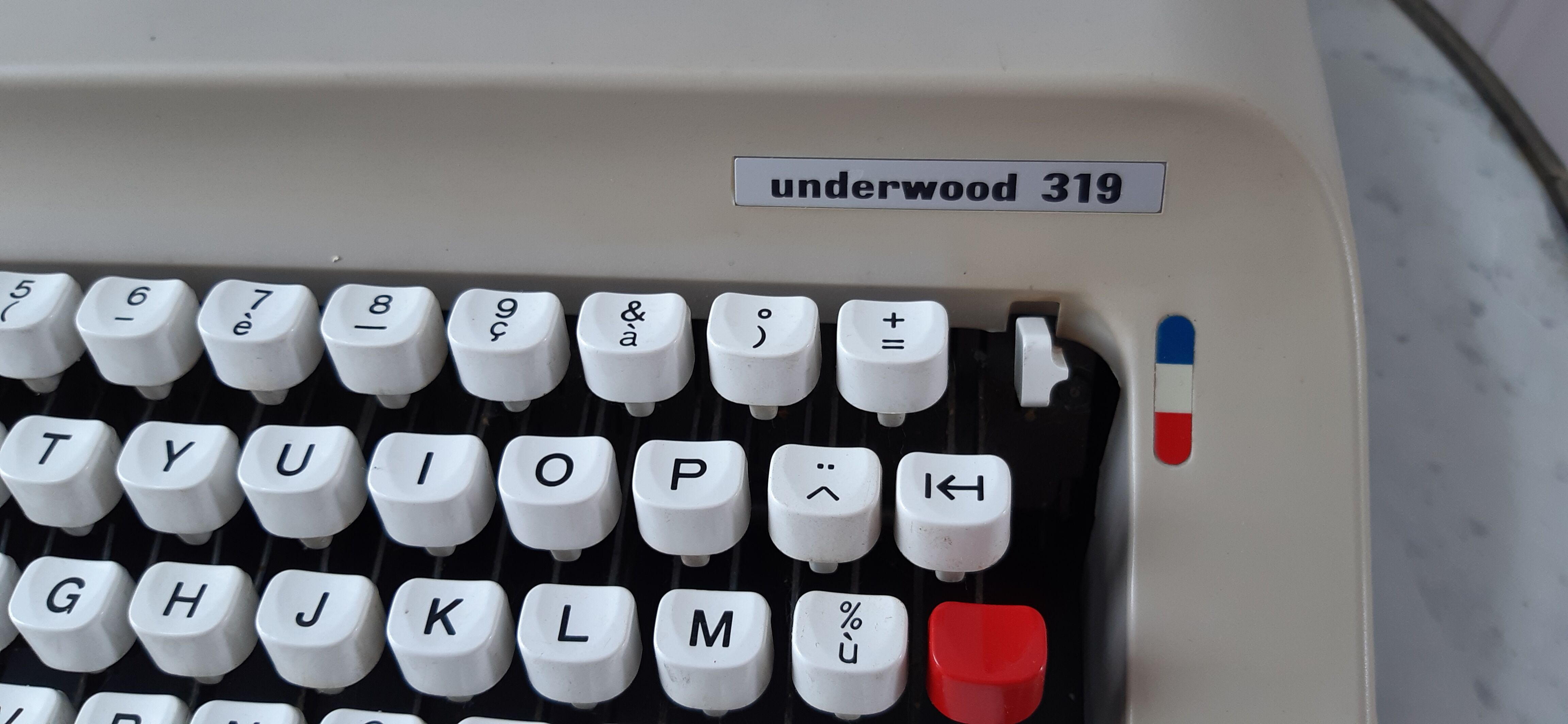 Underwood 319 typewriter