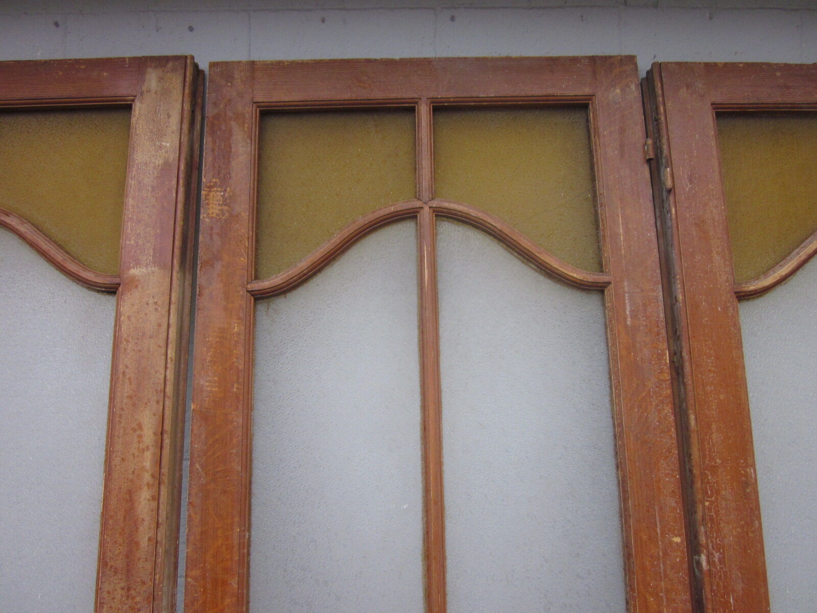 separation of 3 gates of 20 years