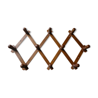 wooden coat holder accordion