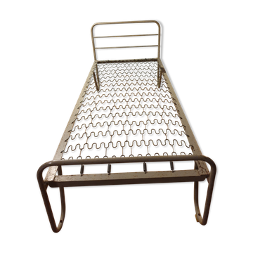 Day bed
