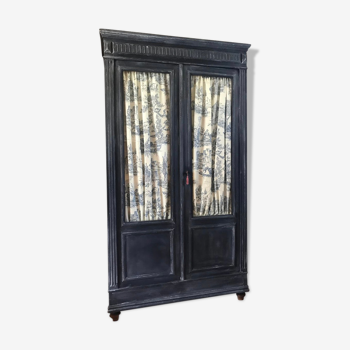 Armoire parisienne