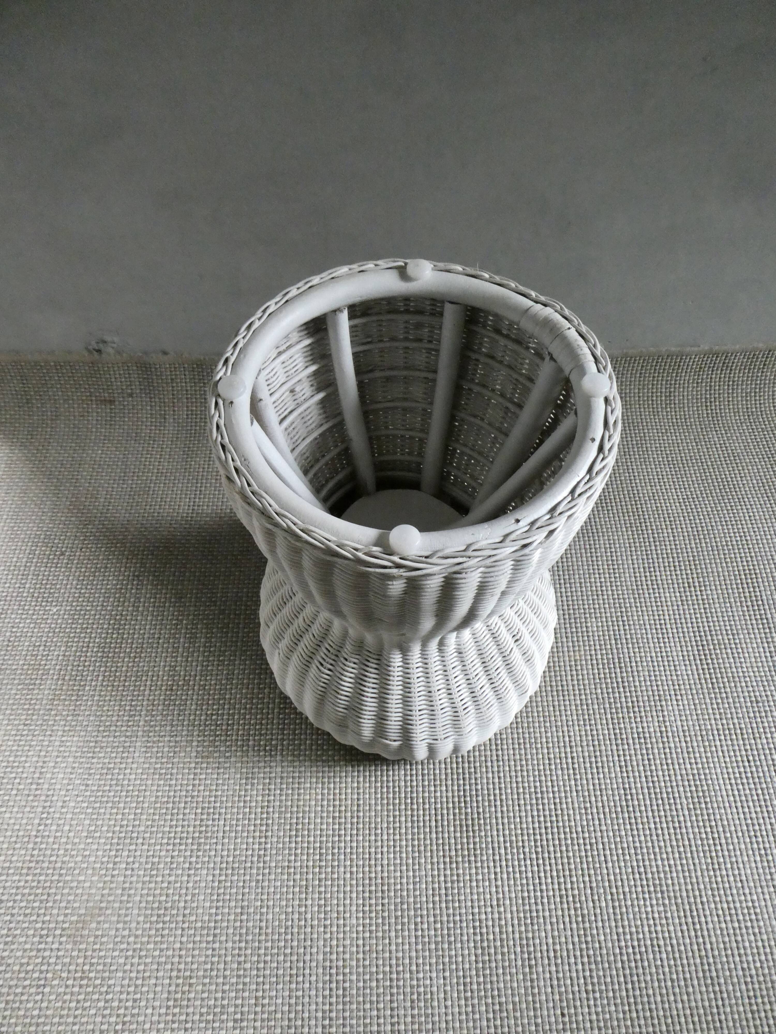 Rattan woven stool, champagne button shape