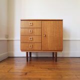 Vintage dresser 4 drawers 1 door