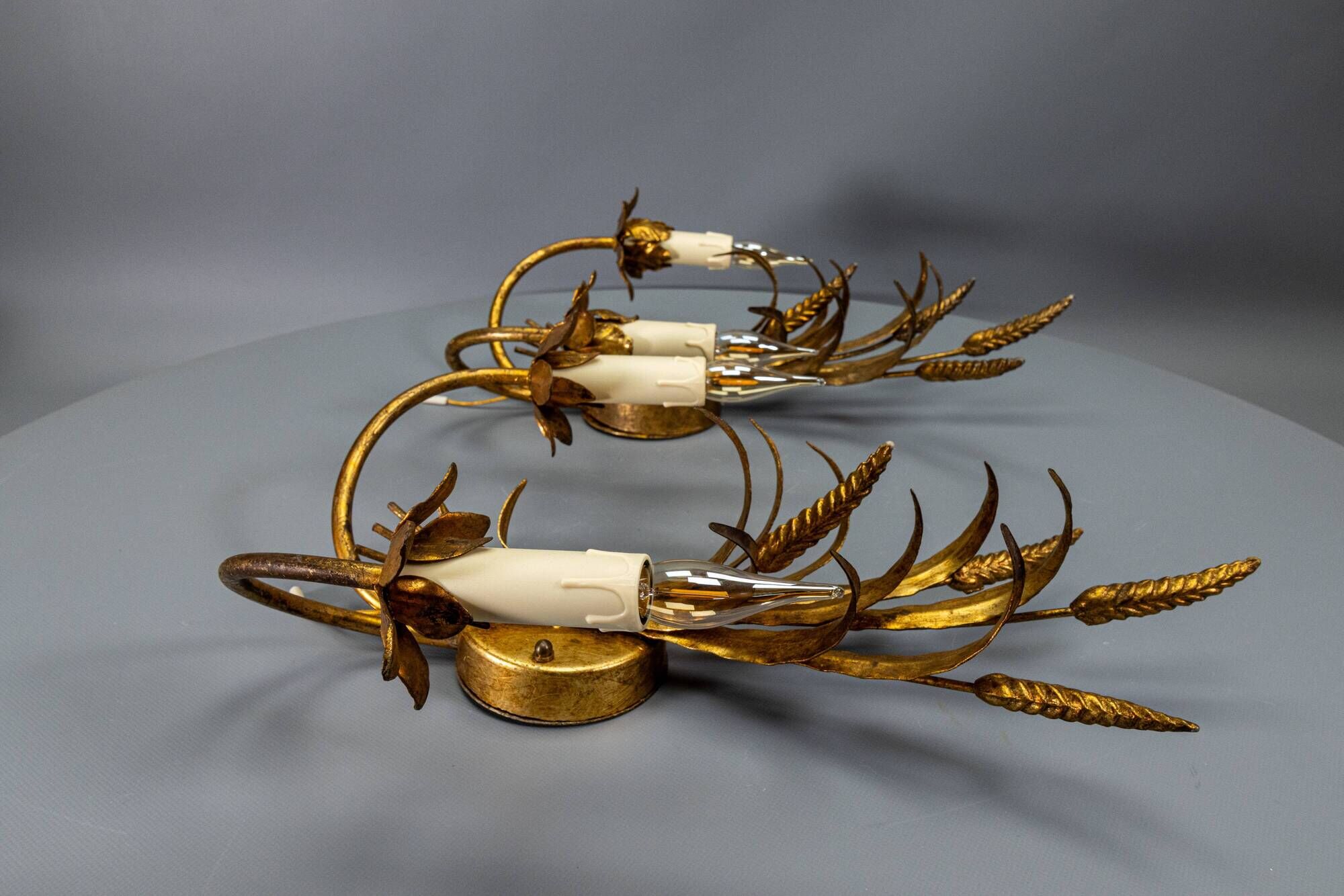 Pair of Hollywood Regency Style Gilt Metal Double-Arm Wheat Sconces, 1970s