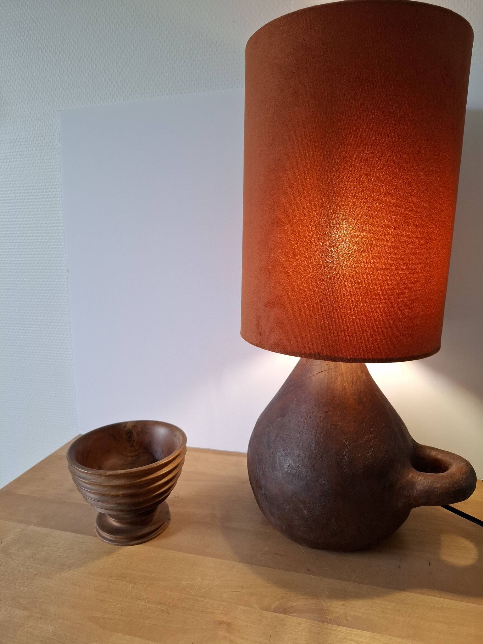 Lampe en terre cuite ancienne