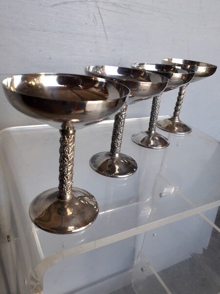 Lot 4 silver metal champagne glasses 1950/60