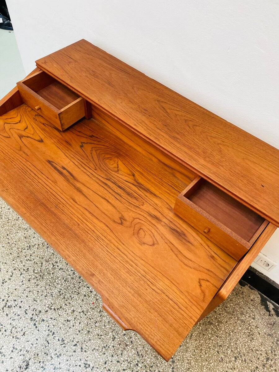 Danish desk by Riis Antonsen, 1960s
