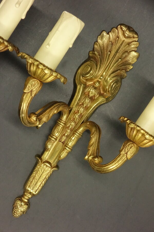 Paire d'appliques style Louis XVI