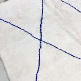 Tapis berbère beni ouarain écru à losanges bleus majorelle 305x211m