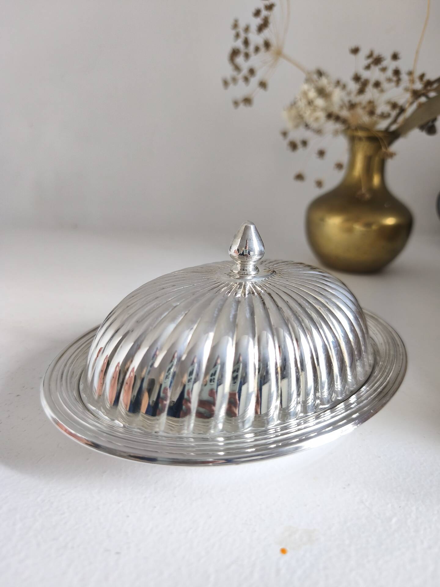 English covered butter dish