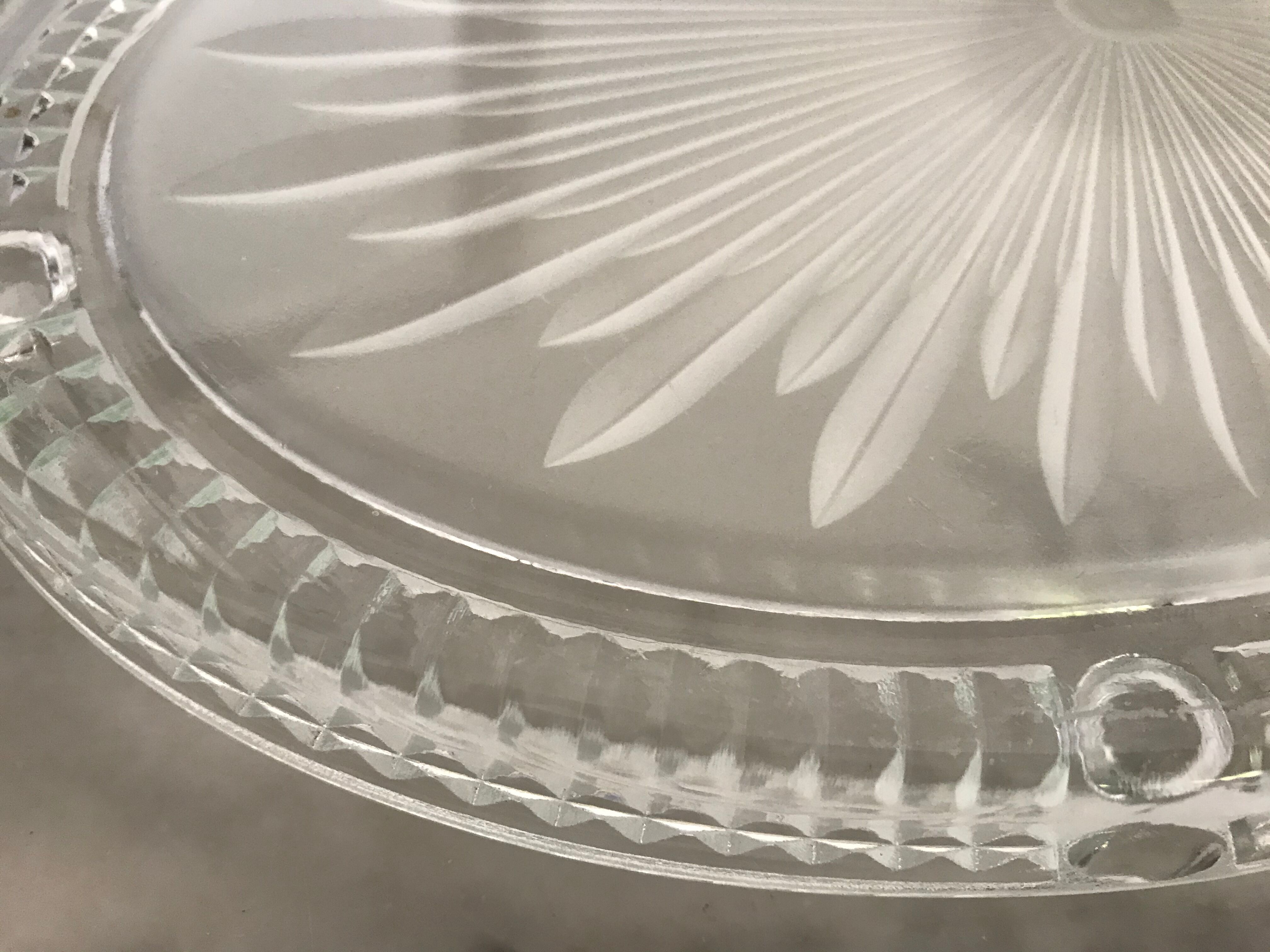 Verlys Art Deco table mat