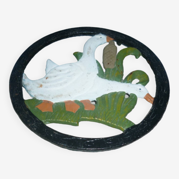 Cast iron “Geese” trivet