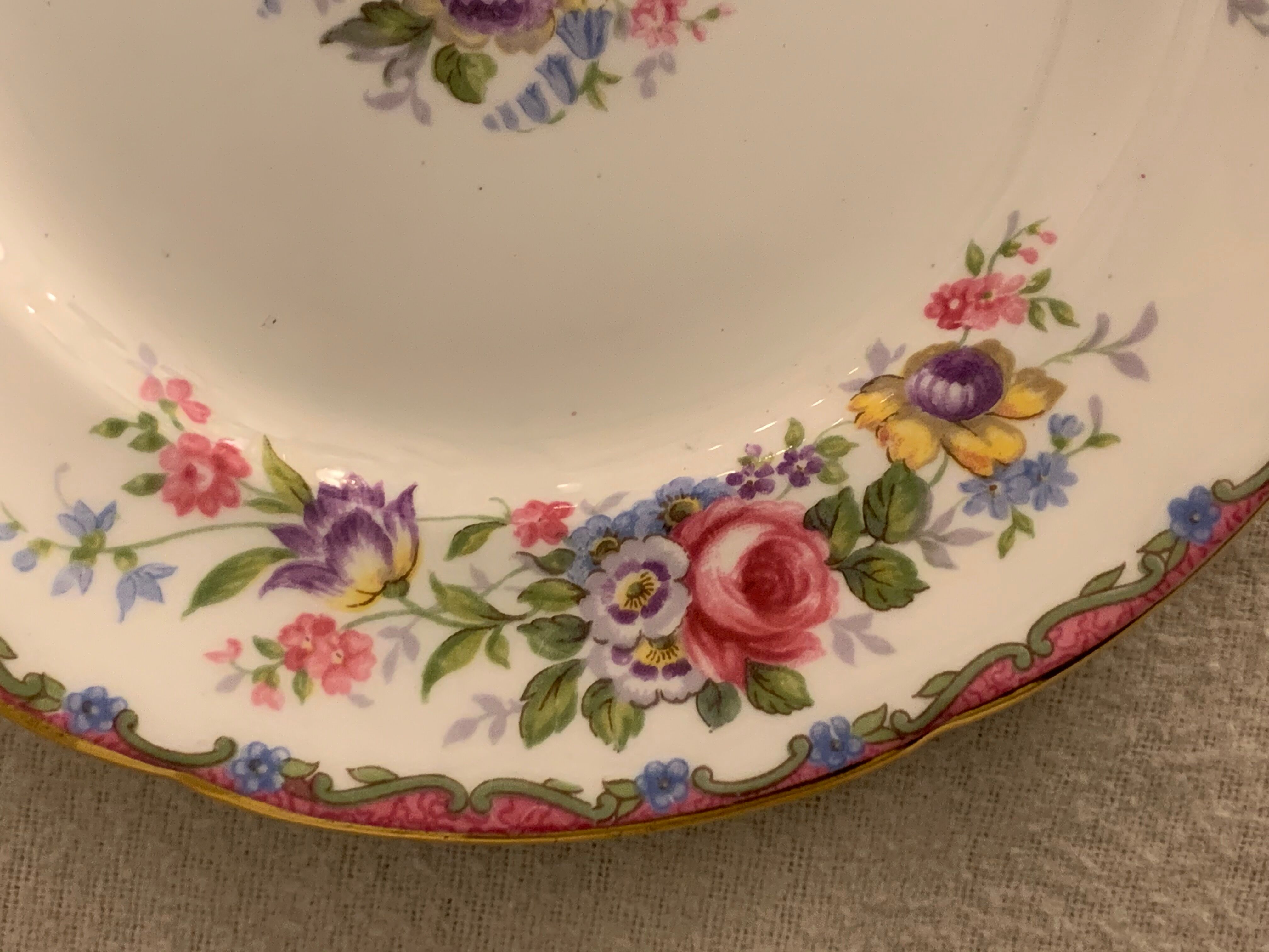 English dessert service 6 plates and 1 Grafton Royal dish