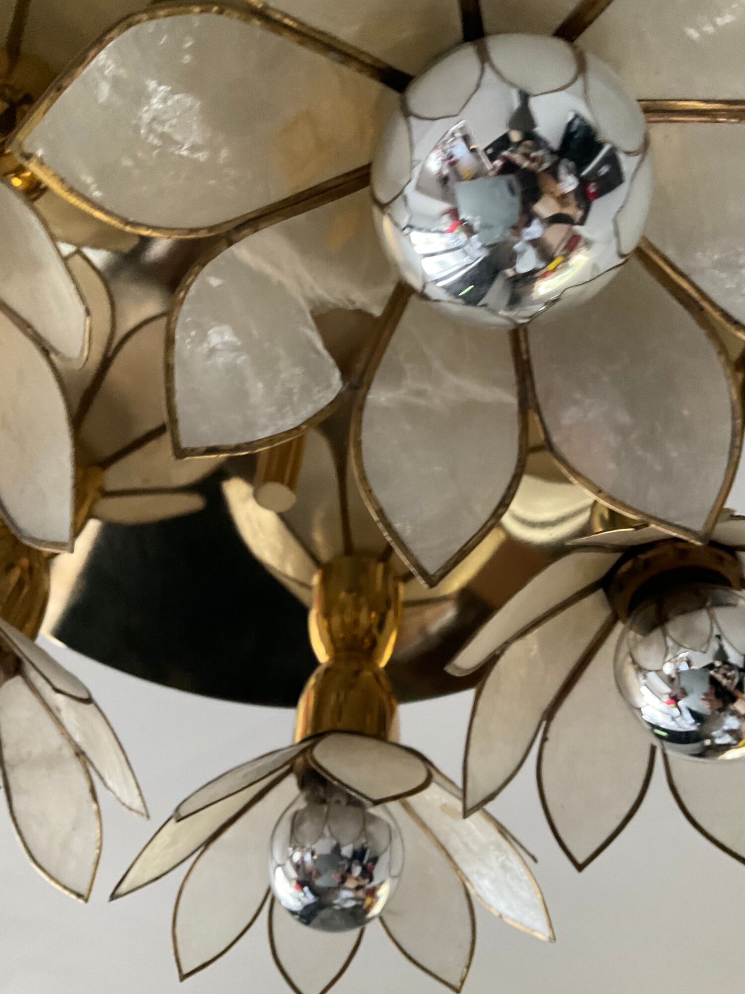 Vintage ceiling lamp in brass and mother-of-pearl 60s-70s