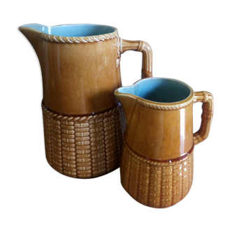 Deux pichets en barbotine tressée de Sarreguemines