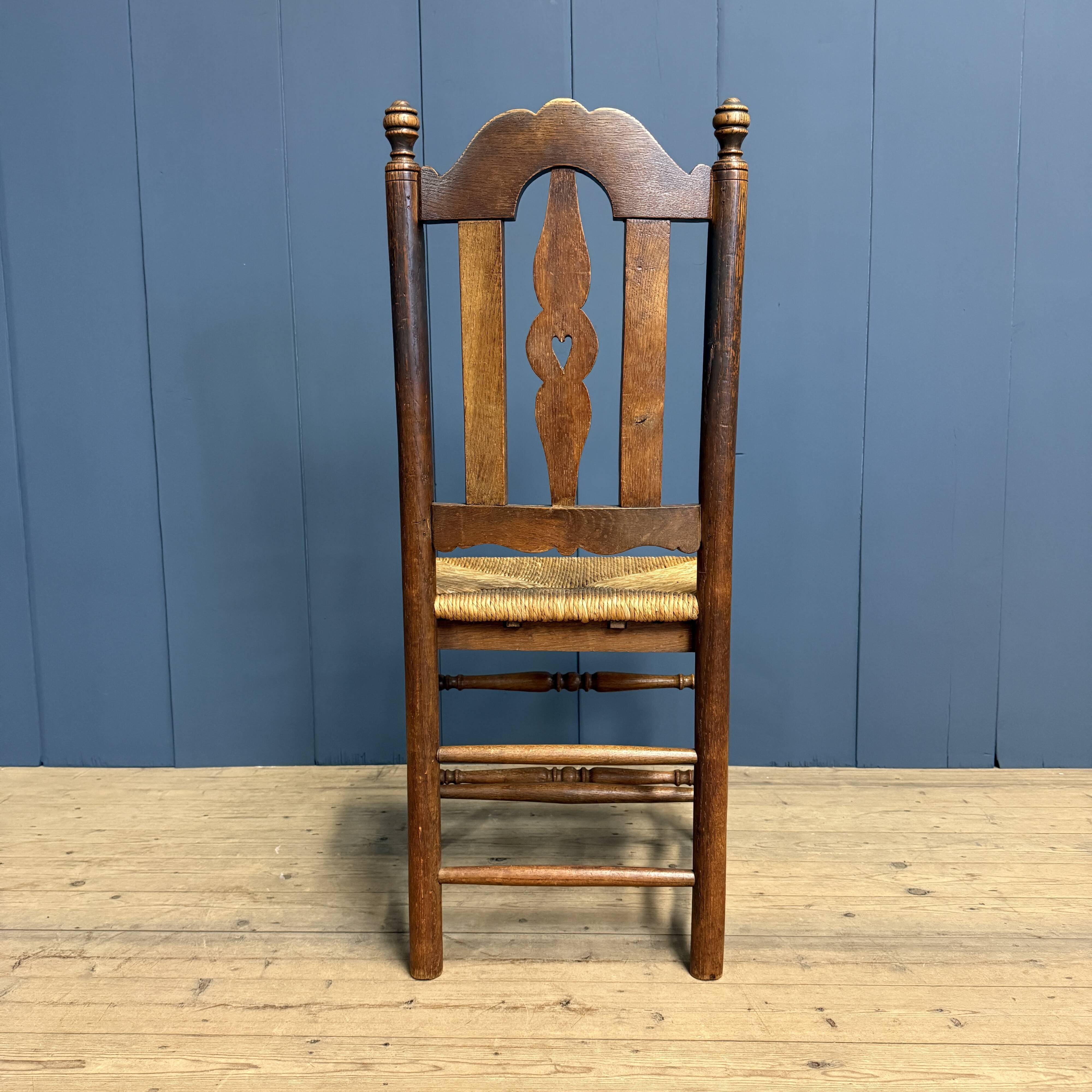 Dutch chair in oak with a straw seat