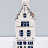 Miniature ceramic house of the Canal des Princes (Amsterdam, Netherlands). In perfect condition.