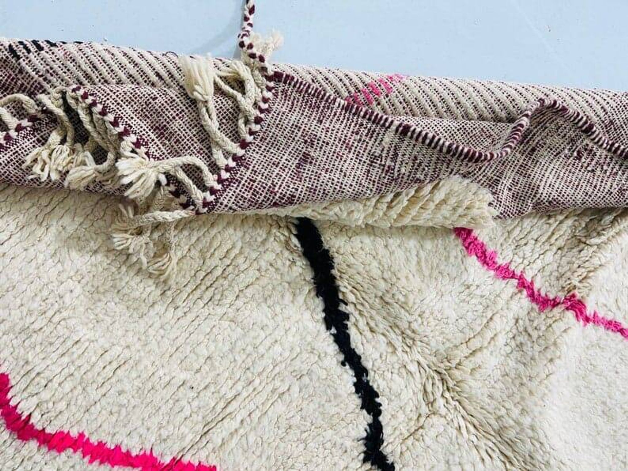 Tapis en laine pure naturelle fait main taille 140 x 260 cm