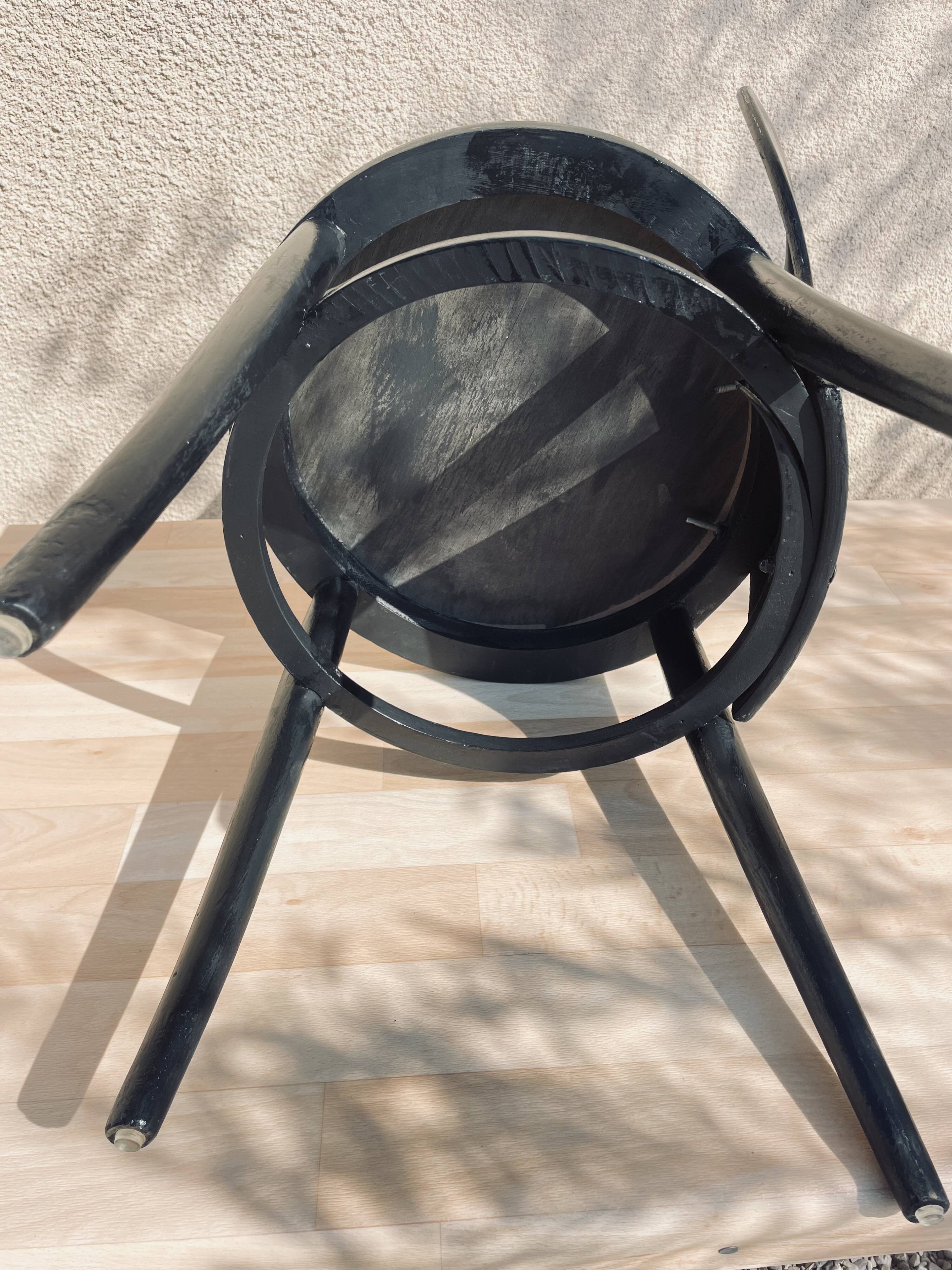 Baumann seagull chair