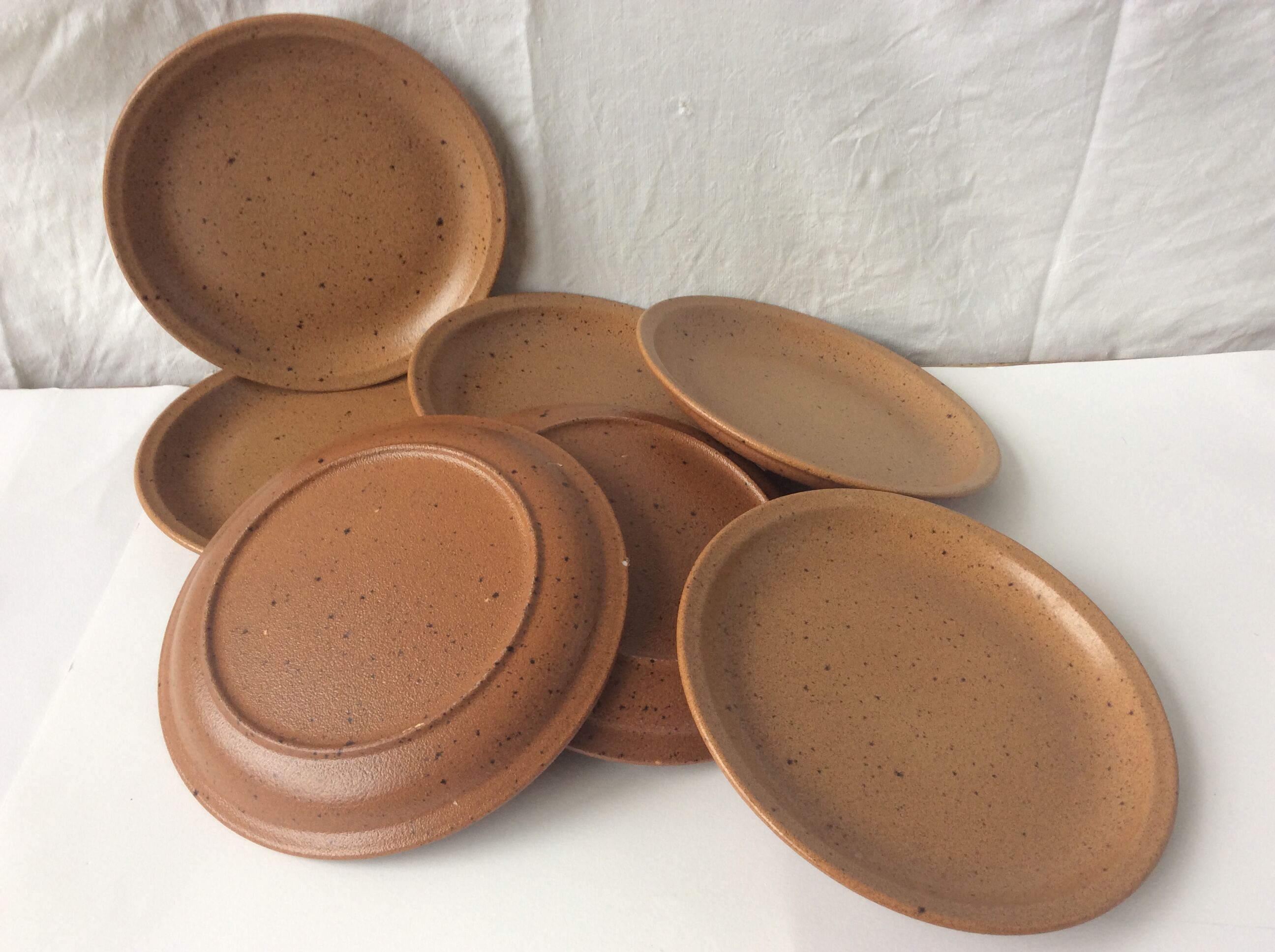 7 sandstone plates