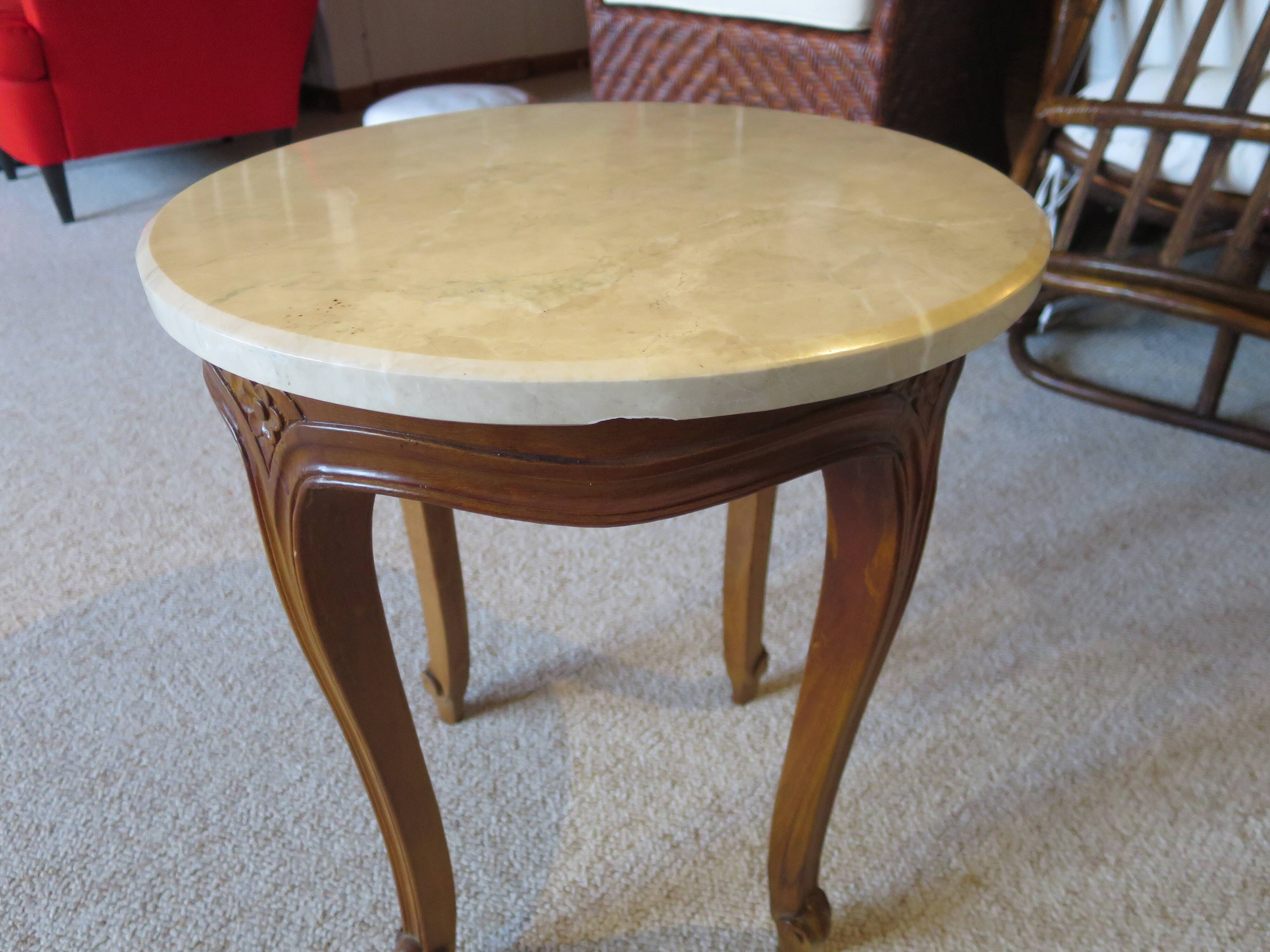 Round coffee table - Carved wood - White veined marble - Regency/Louis XV style