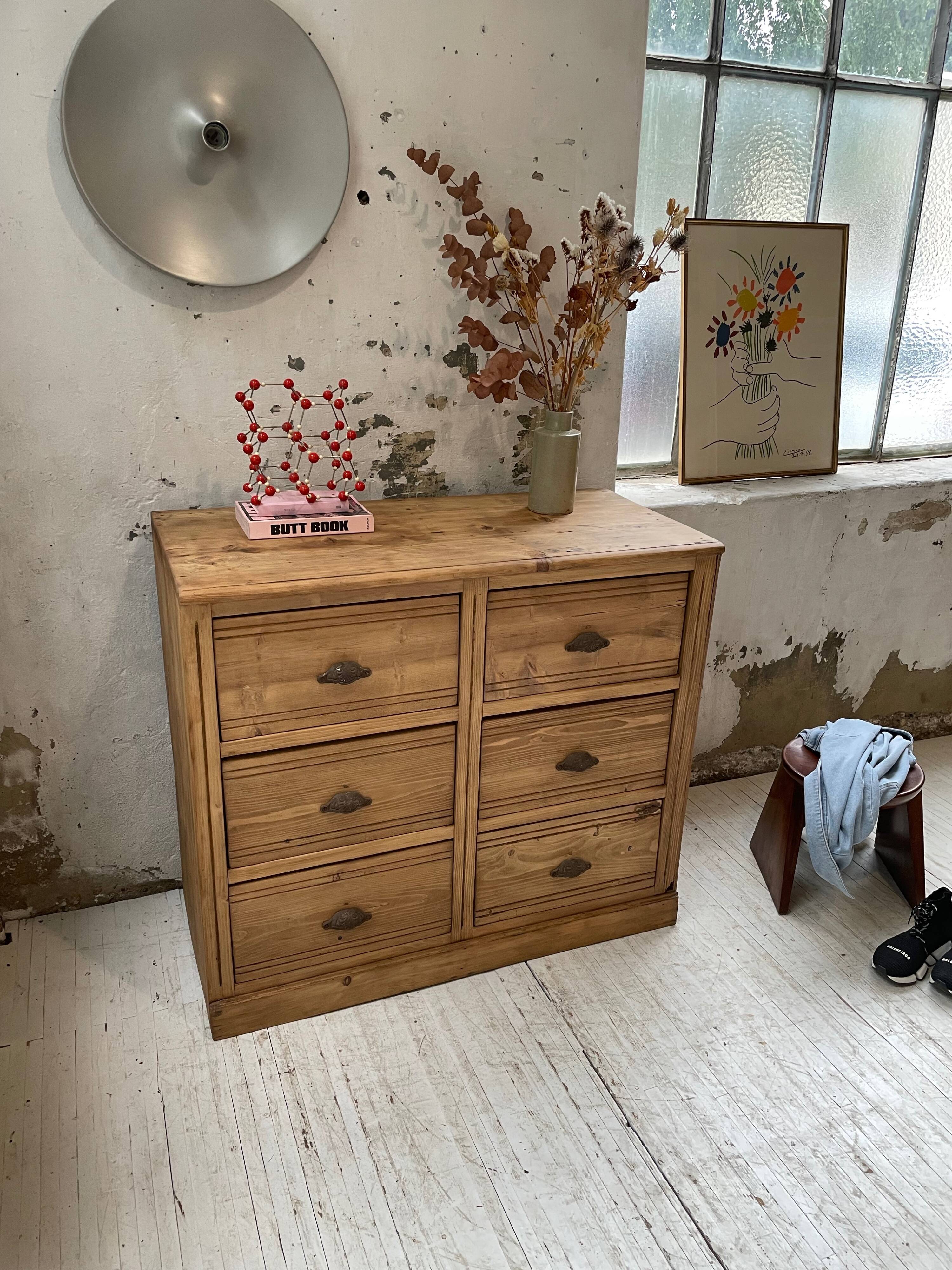 Convenient pine workshop furniture