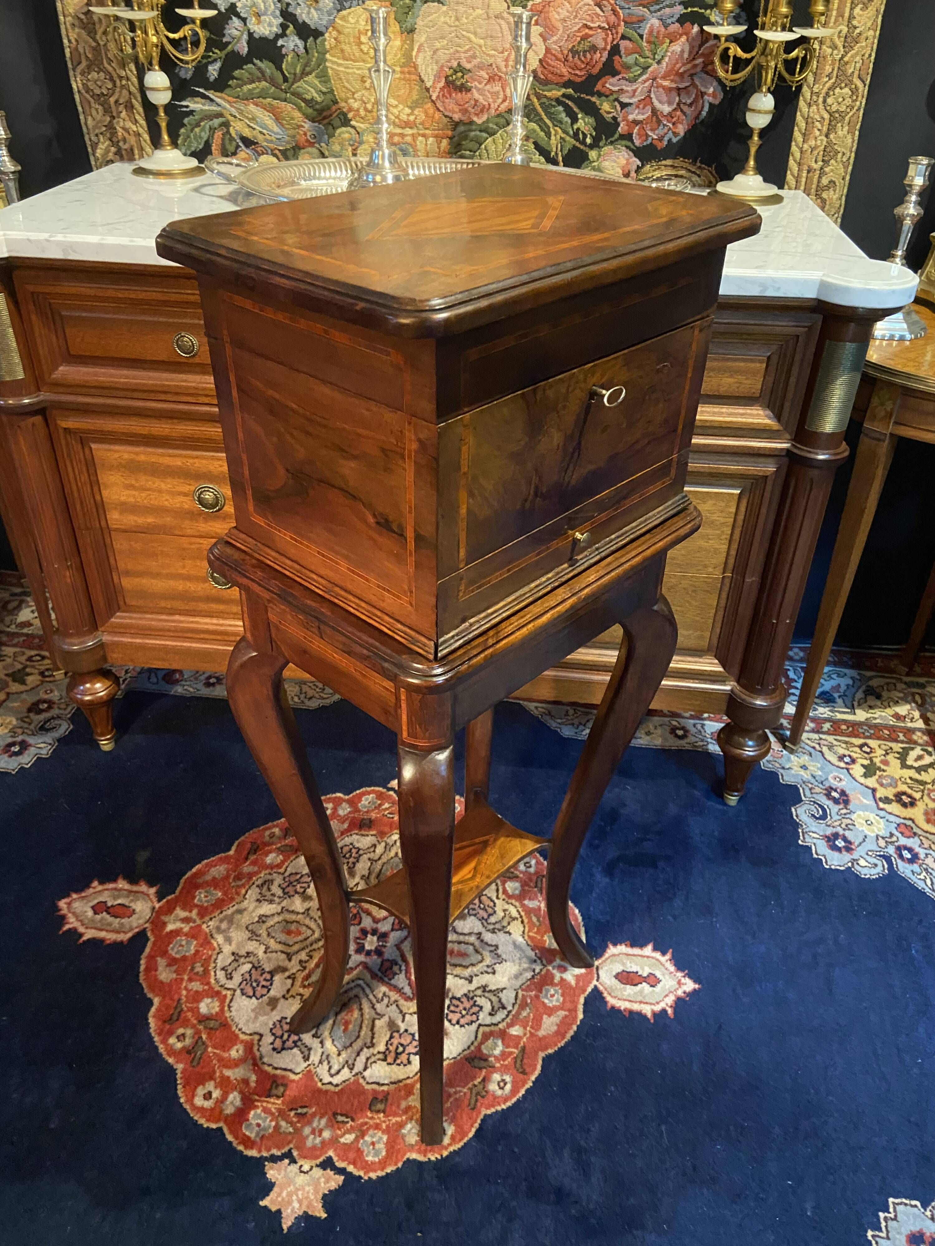 Walnut jewelry cabinet with marquetry decoration, early 19th century, Restoration