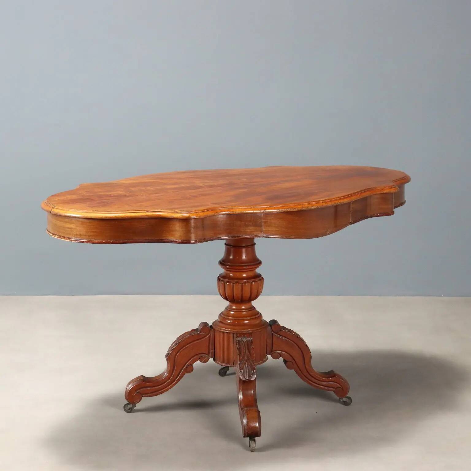 Antique mahogany coffee table, Italy, mid-19th century.