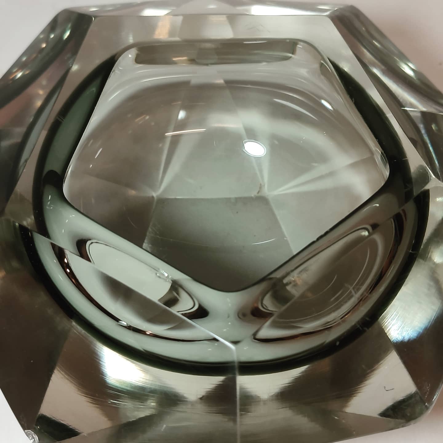 Bol décoratif en verre de Murano. Italie années 1980