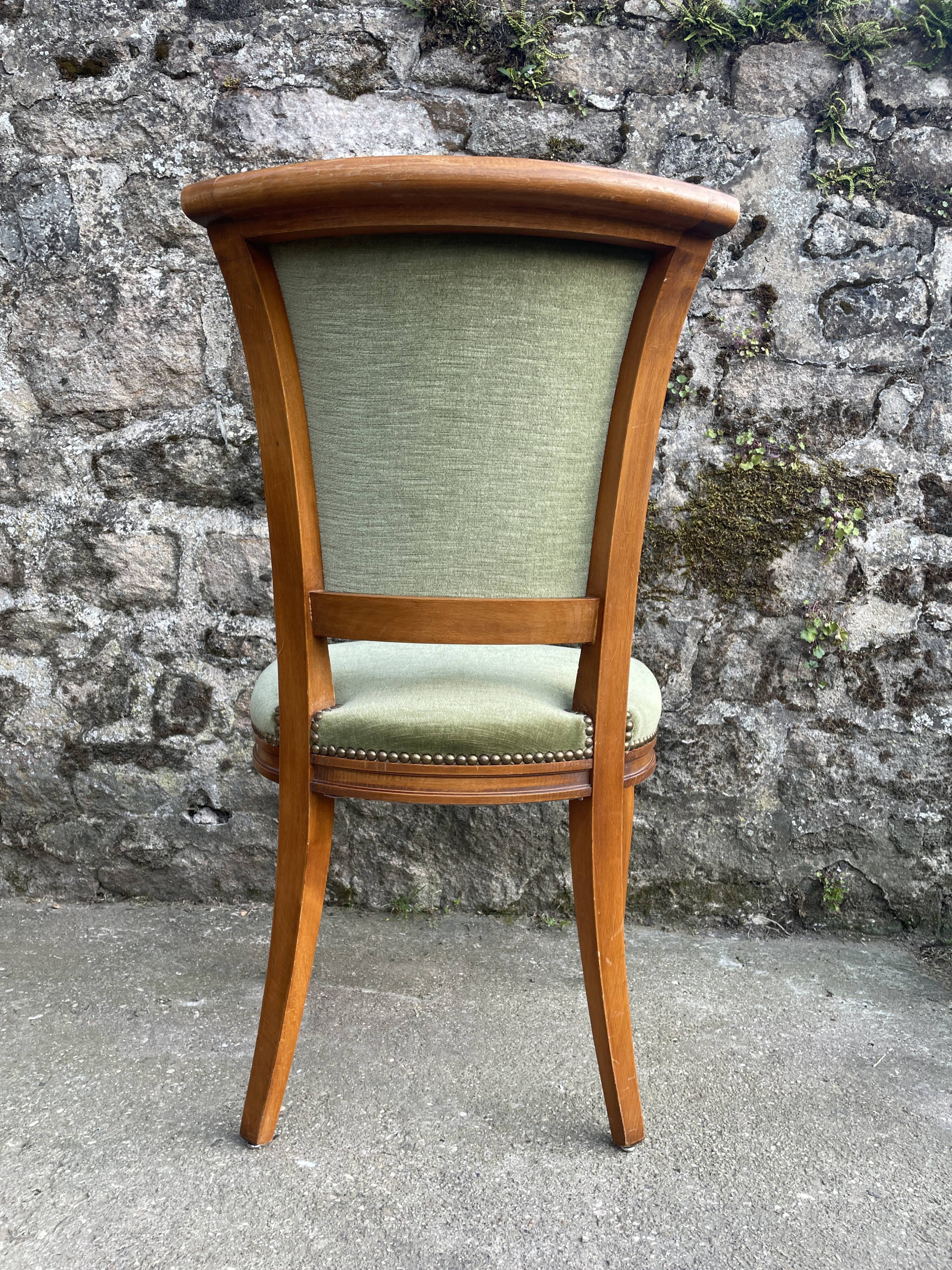 Set de 6 chaises Directoire en velours vert amande