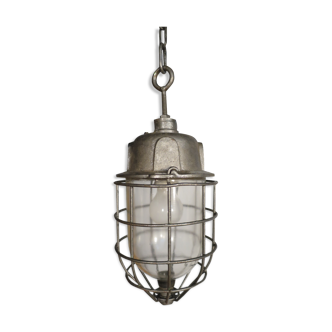 Cast iron industrial hanging lamp