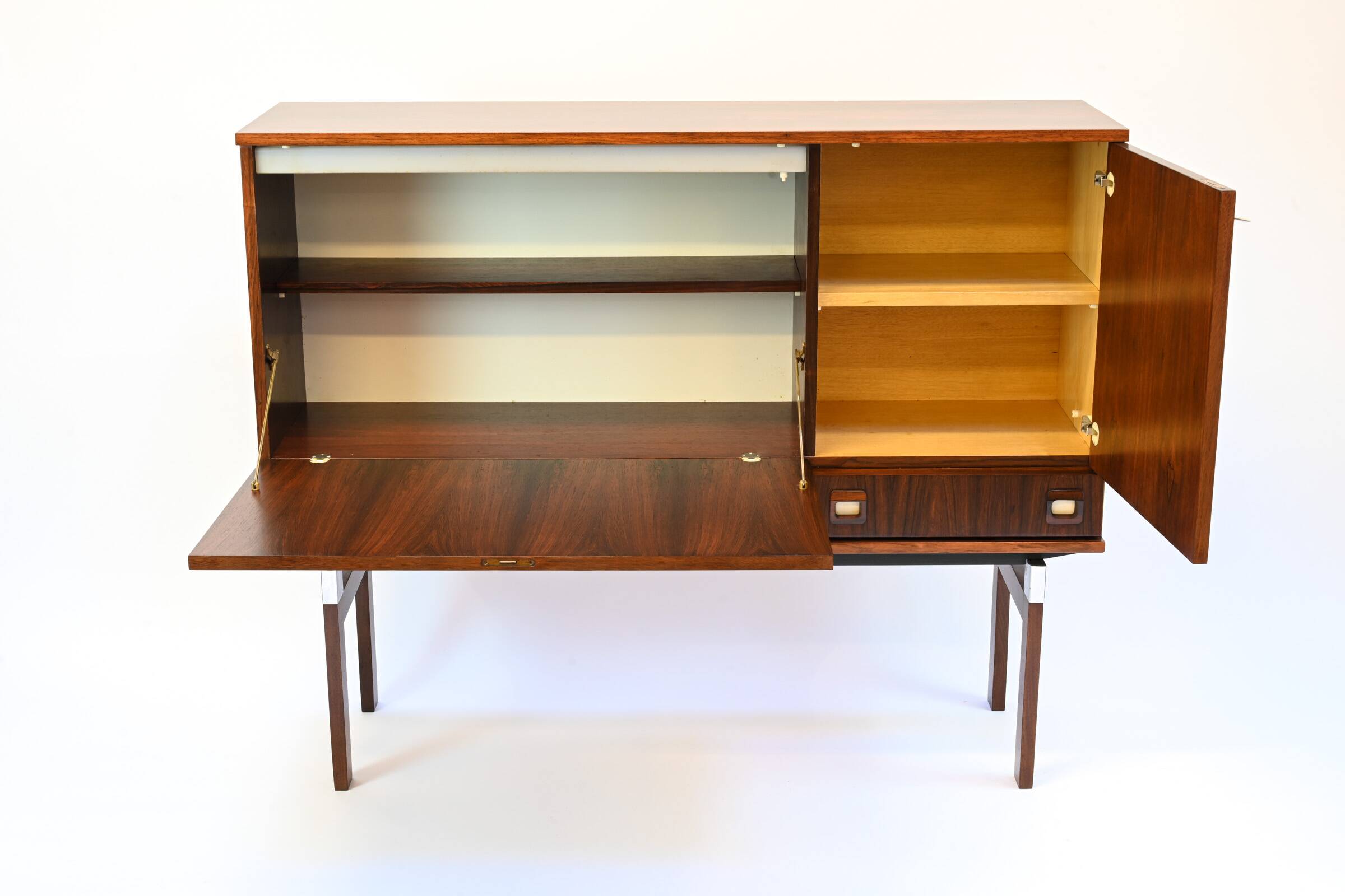 Rosewood furniture (fristho)