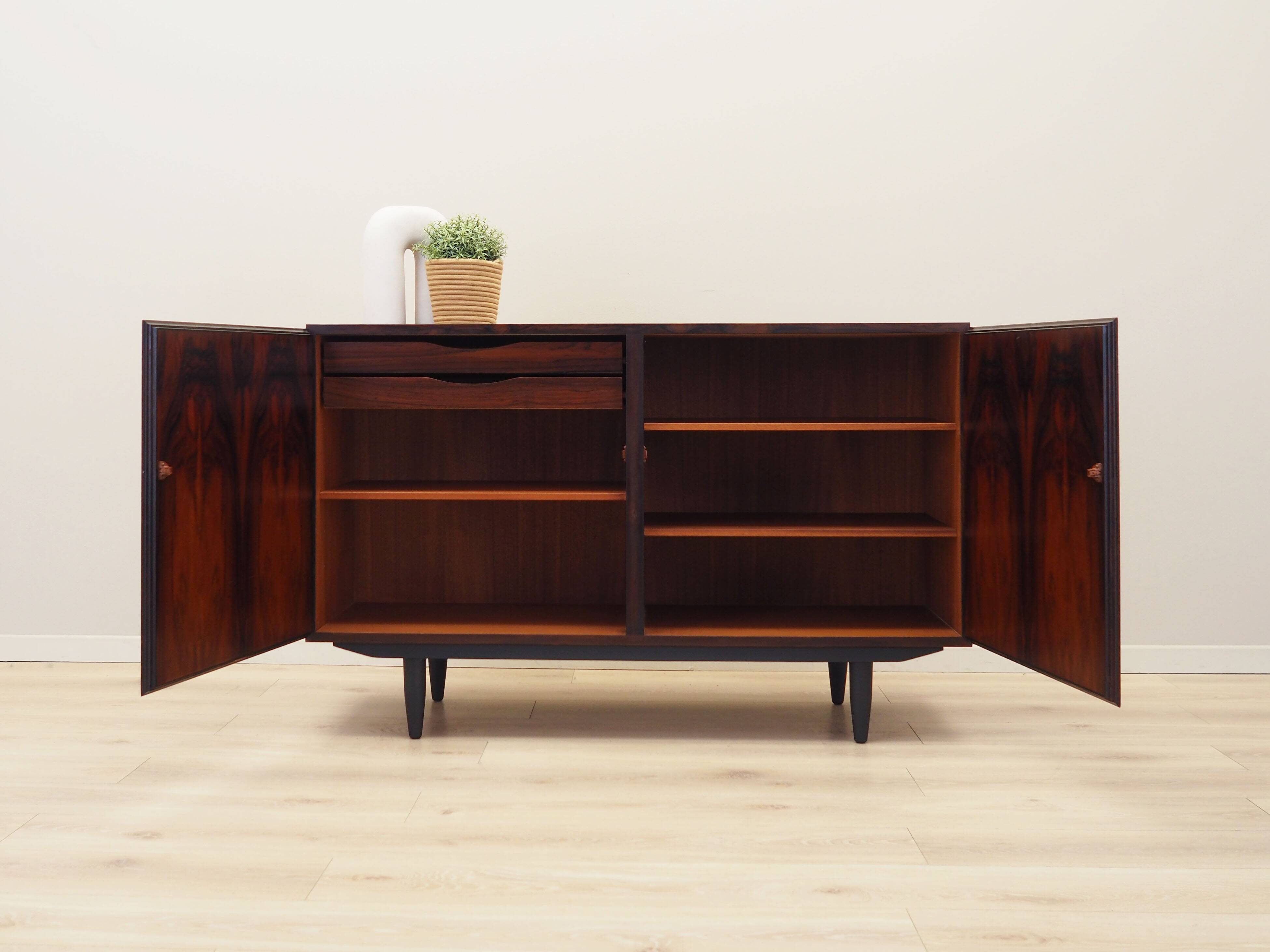 Rosewood cabinet, Danish design, 1970s, manufacture: Omann Jun