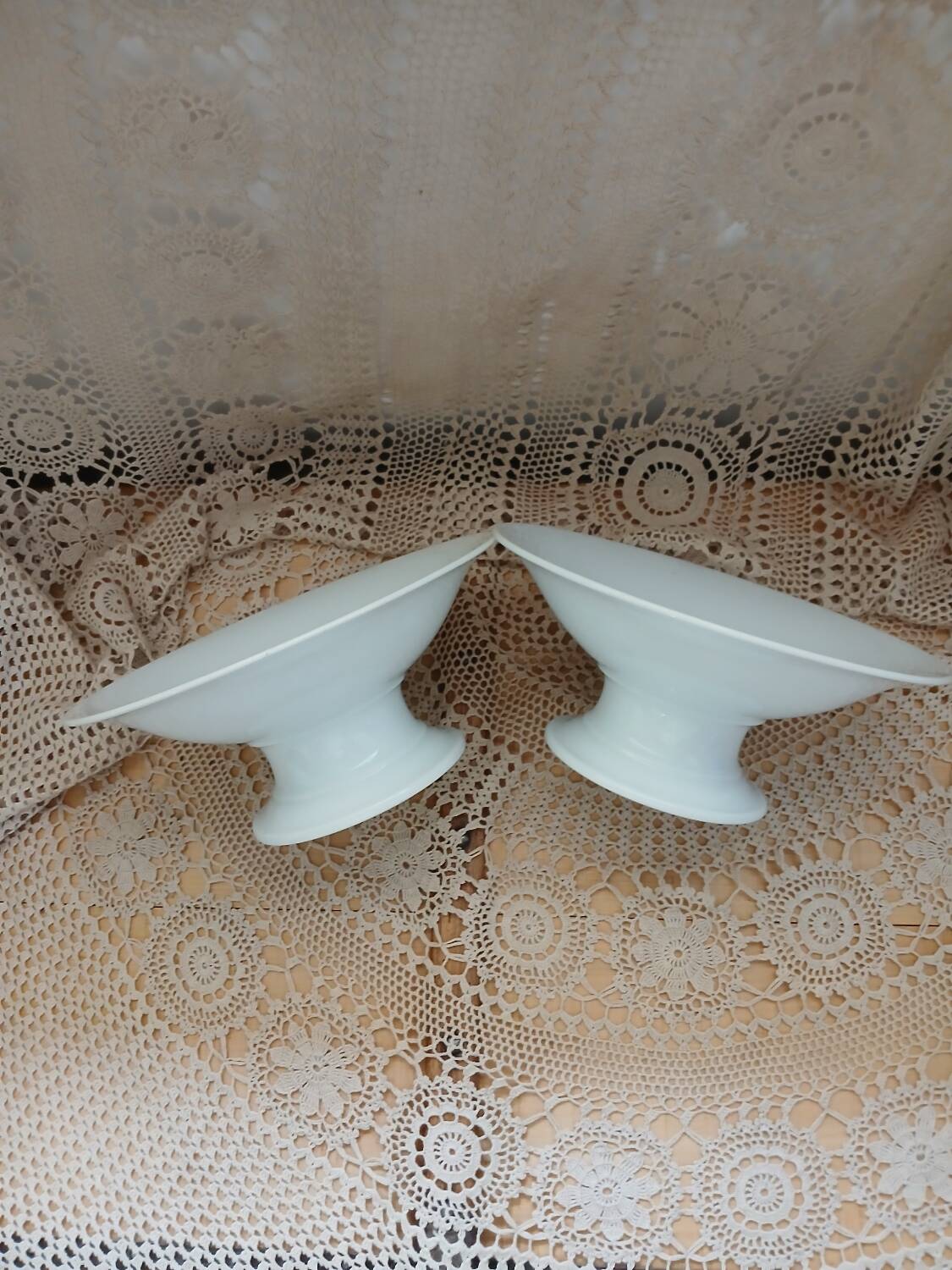 2 white porcelain fruit bowls