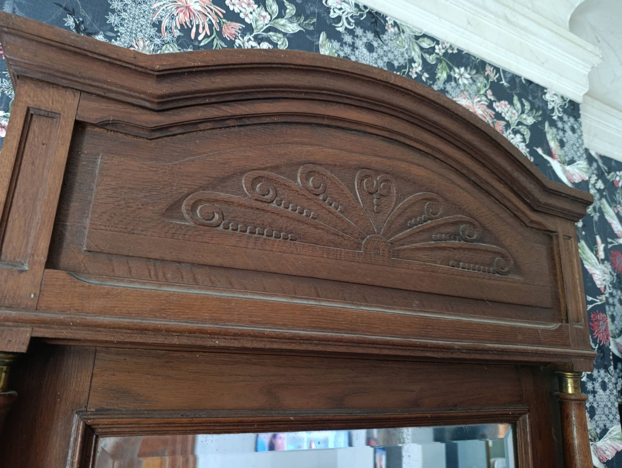 Fireplace mirror