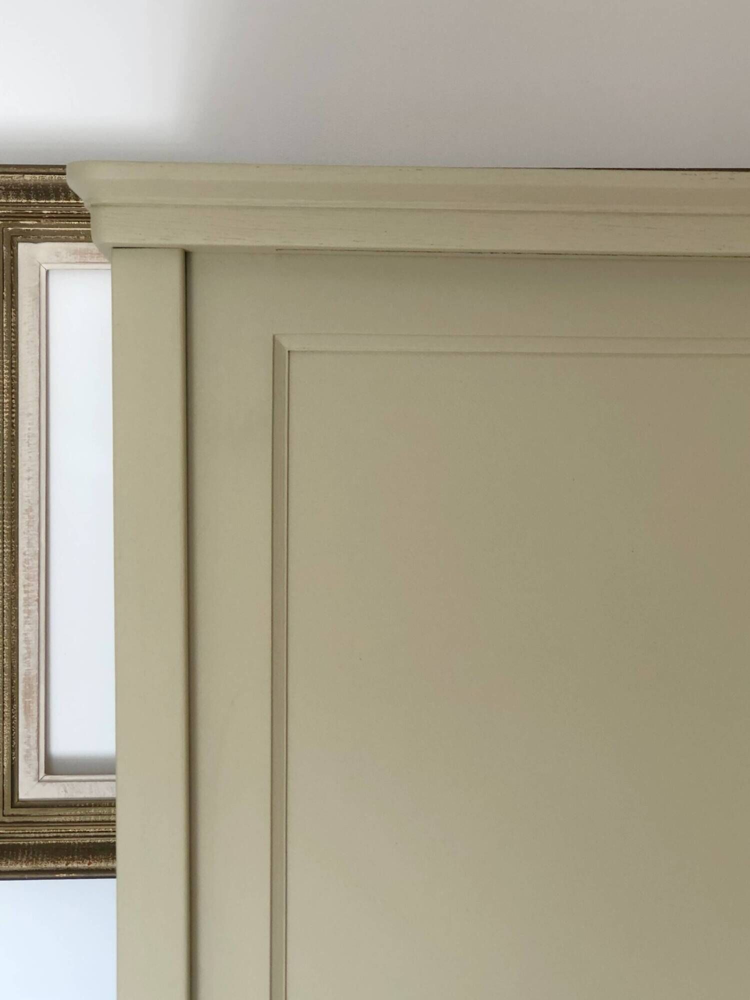 Wardrobe with sliding doors from the 50s/60s