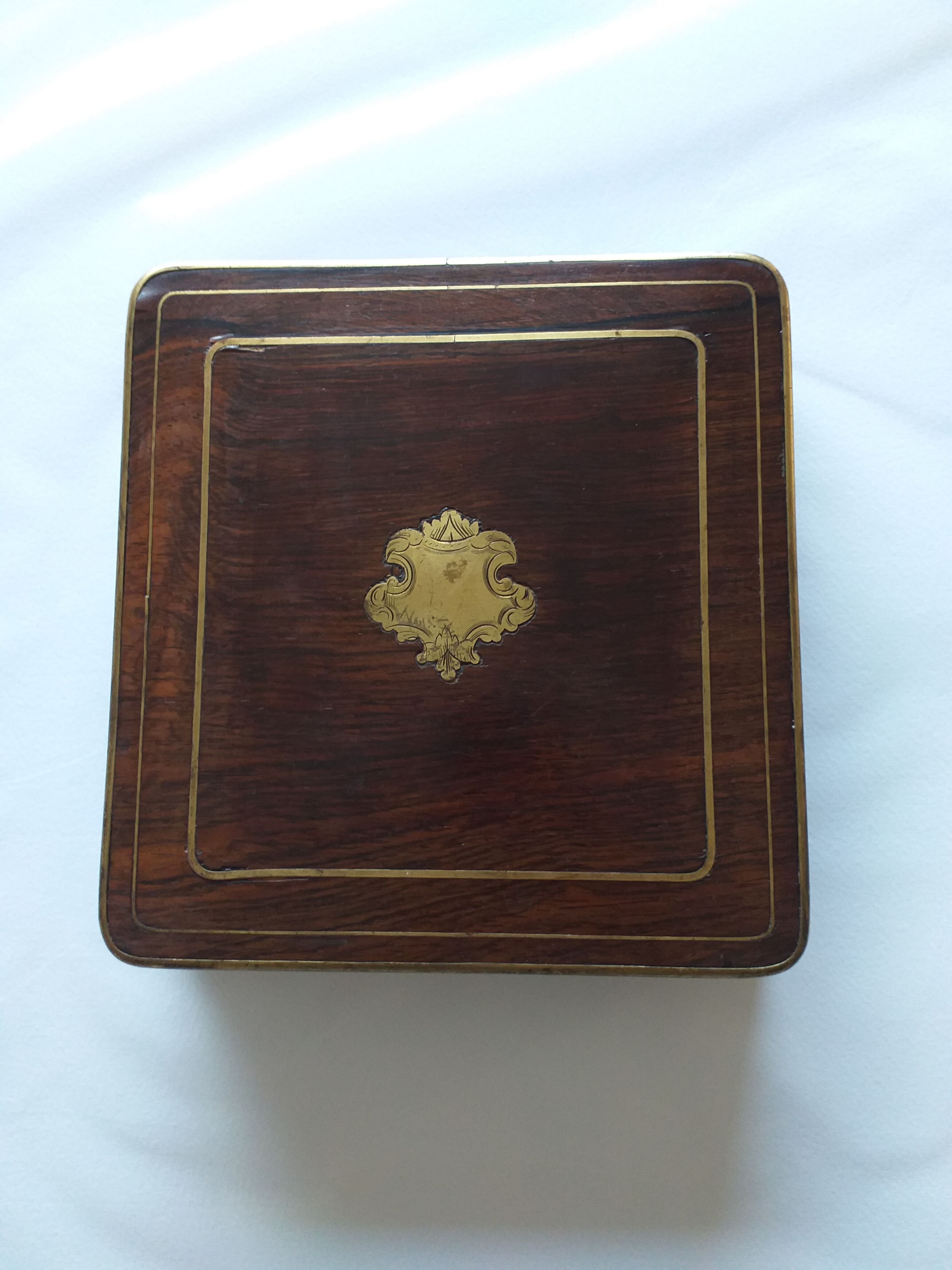 Coffret ancien