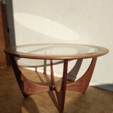 Round coffee table "Astro" in teak - Designer Victor Wilkins - Edition G Plan - 1960