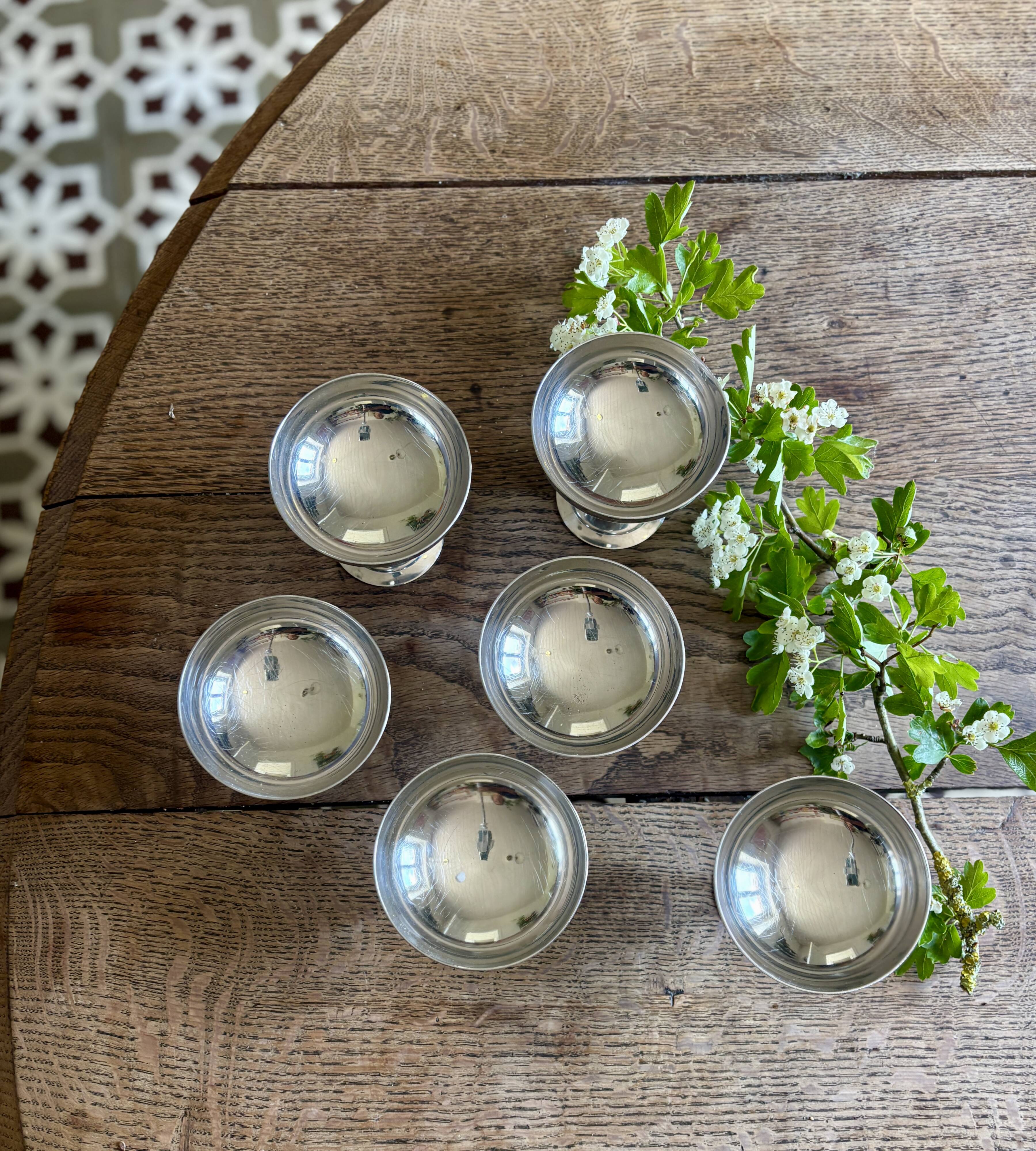 Lot de 6 coupes vintage en inox