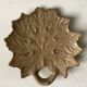 Ceramic leaf pocket emptier