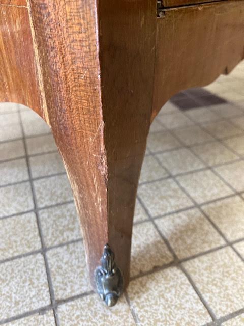 Small entrance cabinet