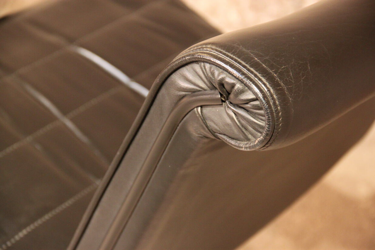 Pair office chair richard sapper editions knoll