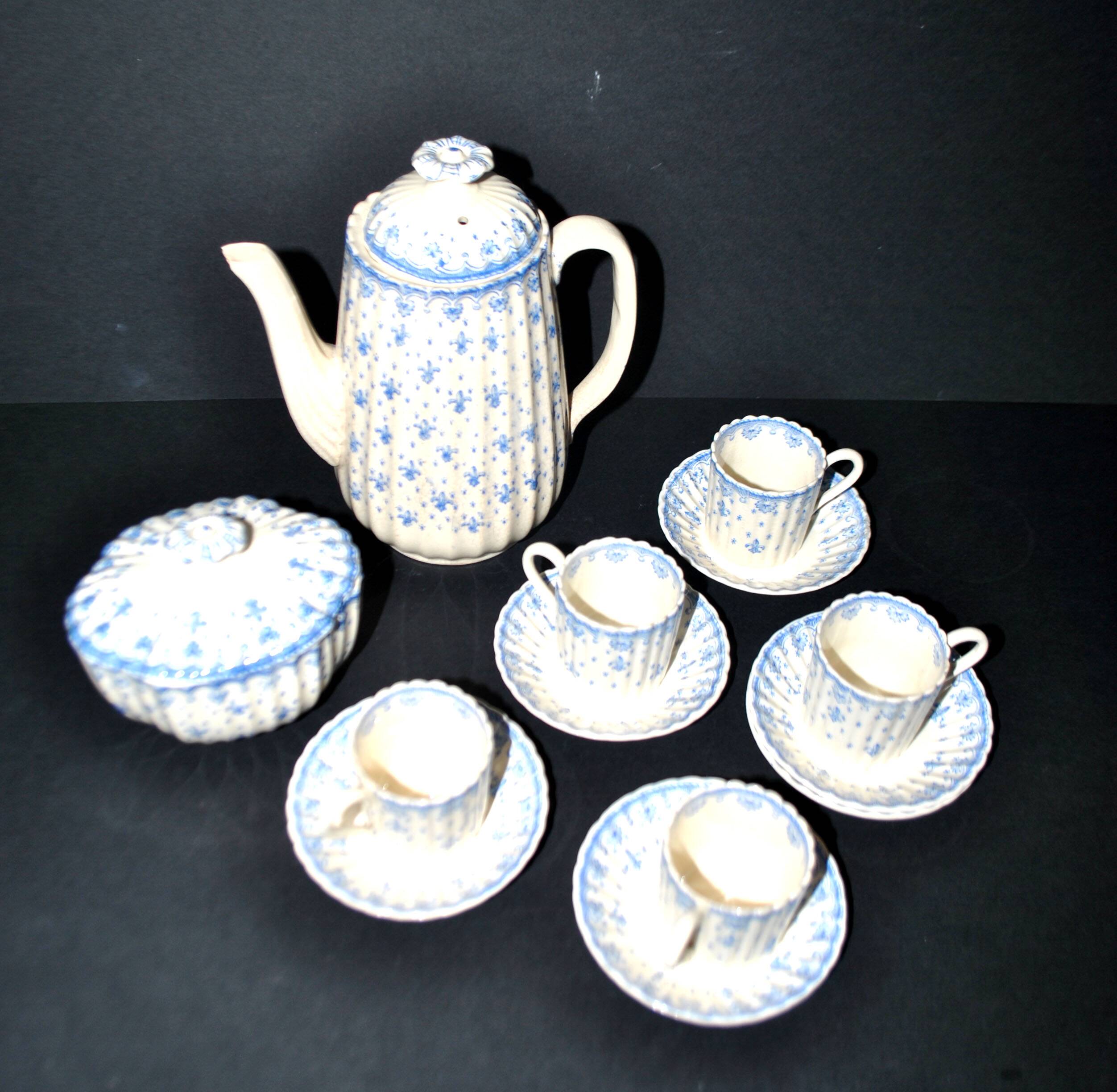Antique Copeland English earthenware Fleur-de-lis coffee service, 19th century