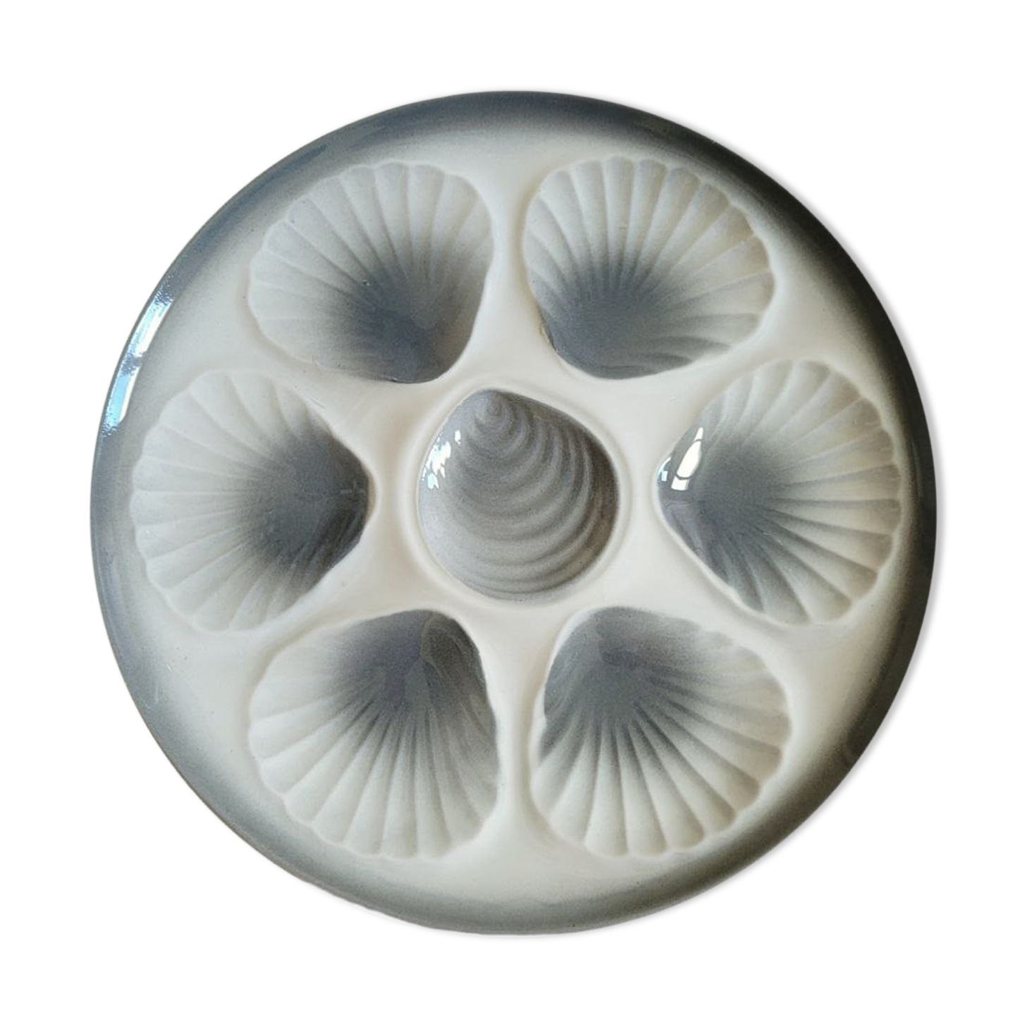 Vintage shellfish or oyster plate Moulin des Loups